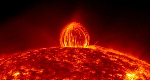 Астрофизики раскрыли секрет формирования огненной короны Солнца