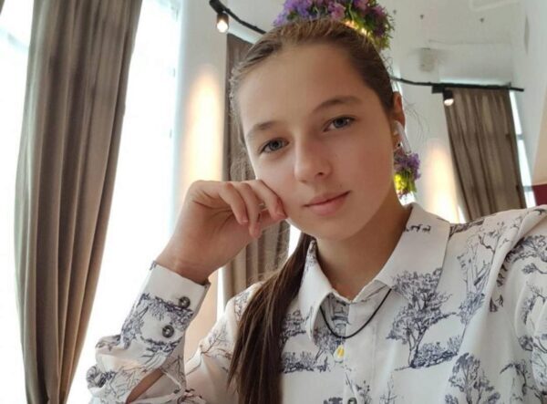 Дочь Анастасии Волочковой стала няней для ребенка их домработницы