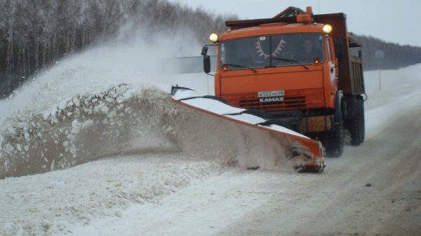 Дорожные предприятия Санкт-Петербурга перешли на зимний режим работы