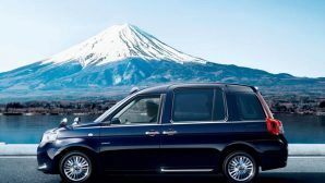 JPN Taxi: Toyota представила новый автомобиль-такси для Японии