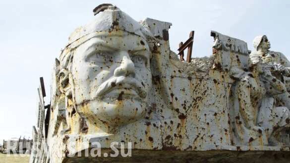 Как выглядит самая высокая точка Донбасса, героическая Саур-Могила сегодня (ВИДЕО)