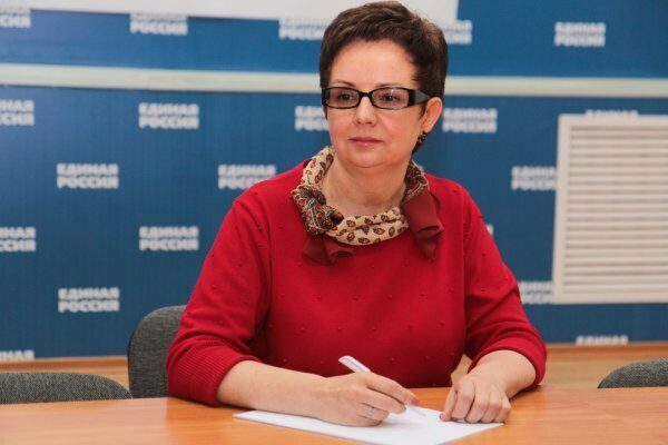 Комитет Госдумы рассмотрит вопрос о сокращении зарплат депутатов на 10%