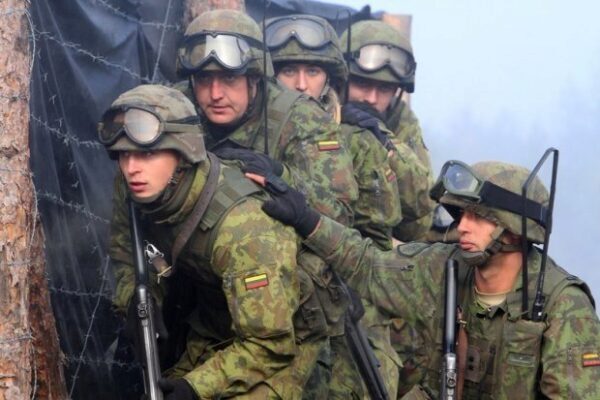 Литовские военные высадились в государстве Украина