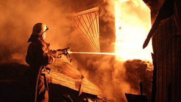 На северо-востоке Москвы горел жилой дом, погиб один человек