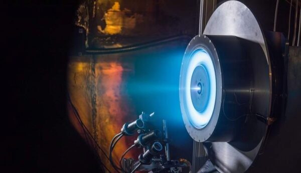 NASA: Инновационный ионный двигатель позволит отправить миссию к Марсу в ближайшие 20 лет