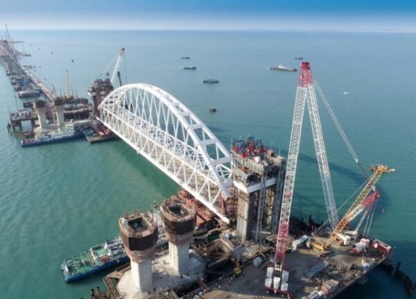 На установку автодорожной арки Крымского моста отведено 3 дня — Всё готово