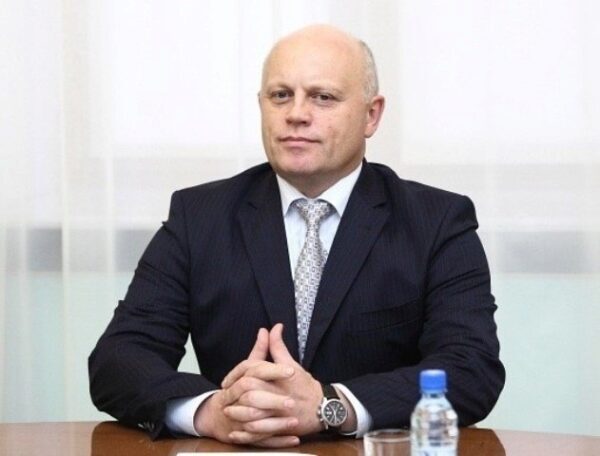 Назаров обсудил с новым губернатором Омской области Бурковым поручения В. Путина