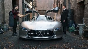 Новой машиной «Бэтмена» станет суперкар от Mercedes-AMG