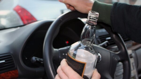 По вине пьяных водителей происходят 12% нижегородских ДТП с легковушками