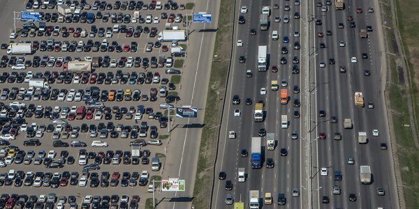 Почти 6 млн российских автомобилистов ездят без полисов ОСАГО