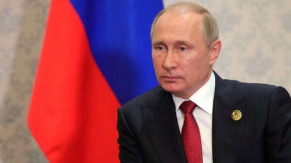 Путин поручил проверить обращение с небезопасными отходами