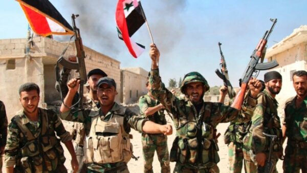 Сирийские военные окружили террористов в Меядине — Оплот ИГИЛ рушится
