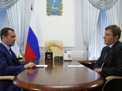 СМИ: Бывший псковский губернатор стал и.о секретаря генсовета «ЕР»