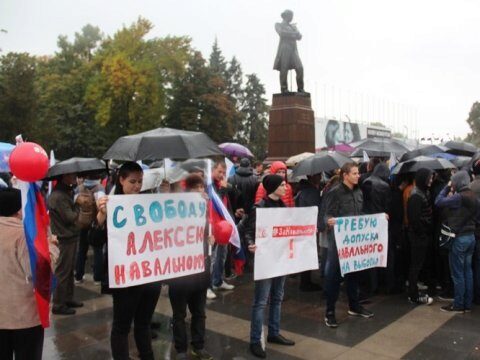 СМИ: На октябрьских акциях в поддержку Навального задержали 290 человек