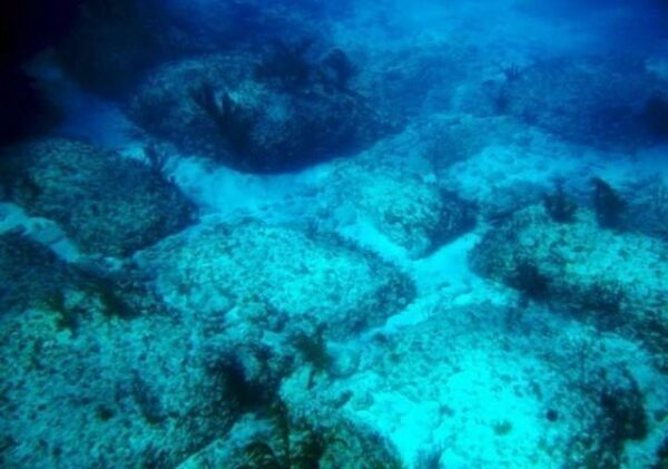 У берегов Багамского острова обнаружили две загадочные пирамиды