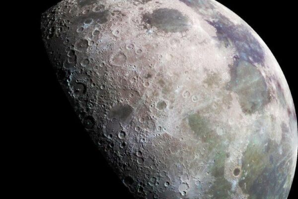 Ученые нашли оптимальное место для строительства первой колонии на Луне (ВИДЕО)