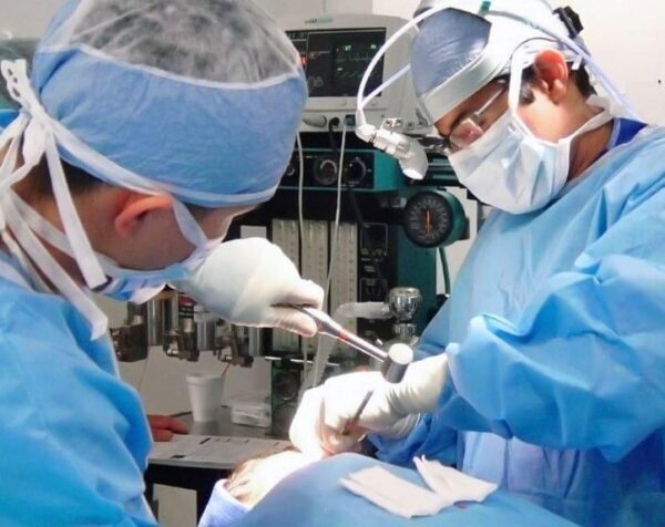 В Китае окрепшая аномалия в носу женщины шокировала врачей