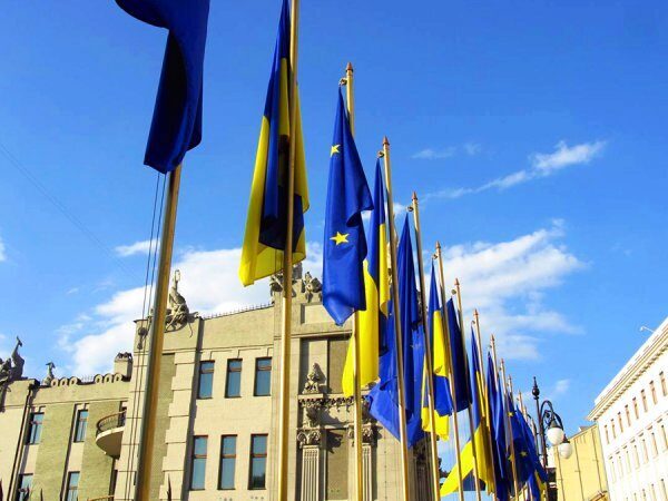 Венгрия пригрозила Украине санкциями Евросоюза