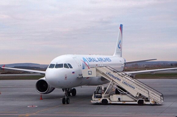 В «Кольцово» у «Уральских авиалиний» задержаны несколько рейсов