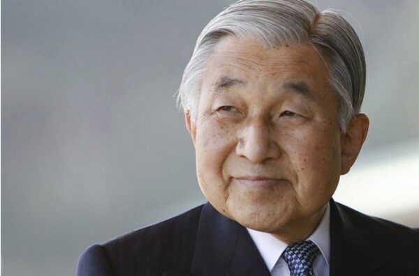 Власти Японии опровергли отказ Акихито от престола в 2019 году