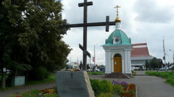 В Омске ищут вандалов, осквернивших часовню Илья Пророка