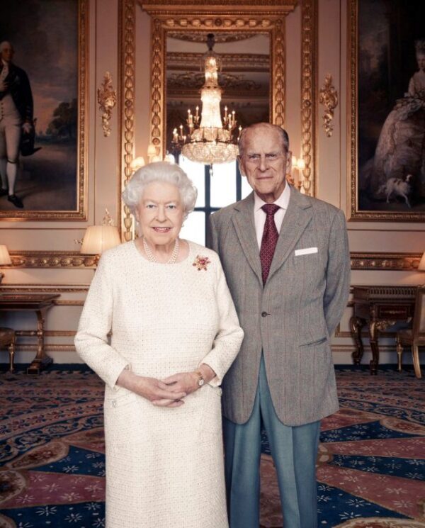 70 лет совместно: Елизавета II и принц Филип отмечают платиновую свадьбу