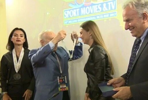Алине Кабаевой в Милане вручили «Хрустальную медаль»