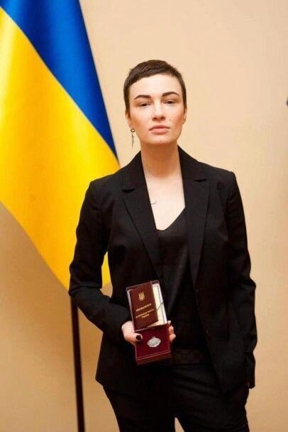 Анастасия Приходько получила звание заслуженной артистки Украины (ФОТО)