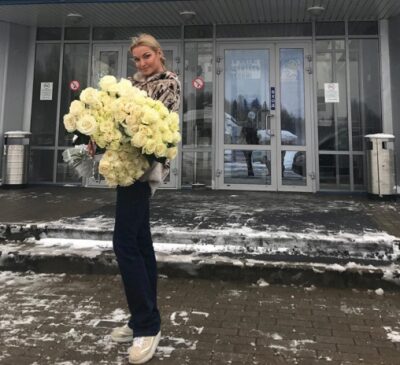 Анастасию Волочкову застали за пьянством в аэропорту