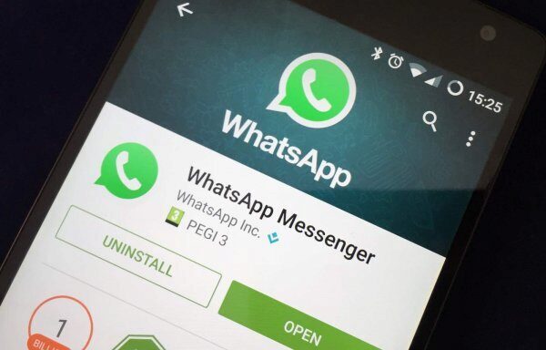 Более 1 миллиона человек скачали поддельный WhatsApp