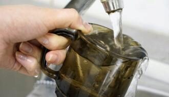«Дустом воняет»: в Горловке жители жалуются на качество воды