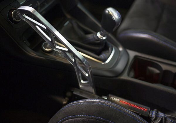Ford создал дополнительный ручной тормоз для хот-хэтча Focus RS