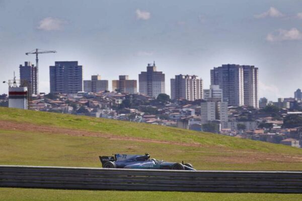 Гран-при Бразилии гонок «Формулы-1» закончился победой Феттеля