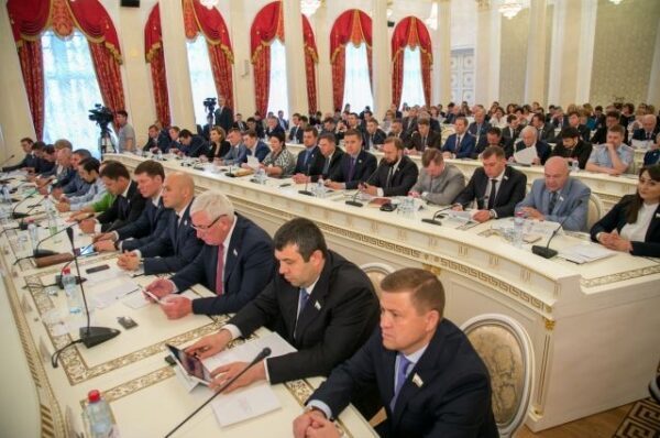 Недостаток бюджета Казани превысил 1 млрд руб.