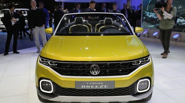 Новый кроссовер Volkswagen T-Cross выйдет на рынок в 2018 году
