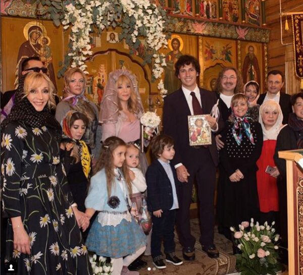 Орбакайте поделилась снимком, сделанным после венчания Галкина и Пугачевой