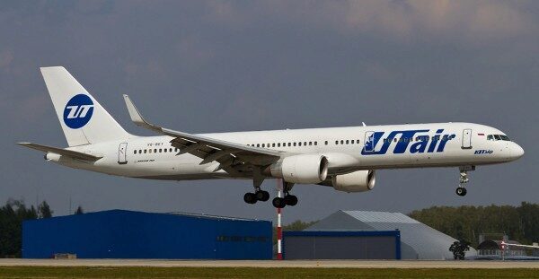 Пассажирский самолет UTair едва не рухнул во Внуково из-за нарушения схемы посадки
