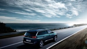 Peugeot начнет продажи кроссовера 5008 в РФ в начале 2018 года