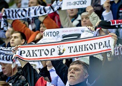 «Спартак» прервал 6-матчевую победную серию в КХЛ, уступив «Трактору»