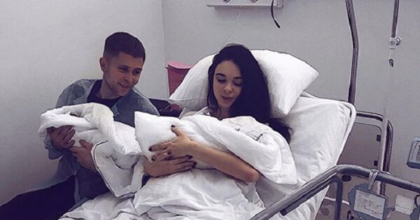 Супруга форварда Динамо Кравца родила двойню