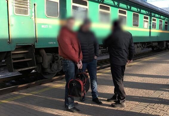 В Киеве задержали преступников, которые продавали органы подростков в РФ (ФОТО)