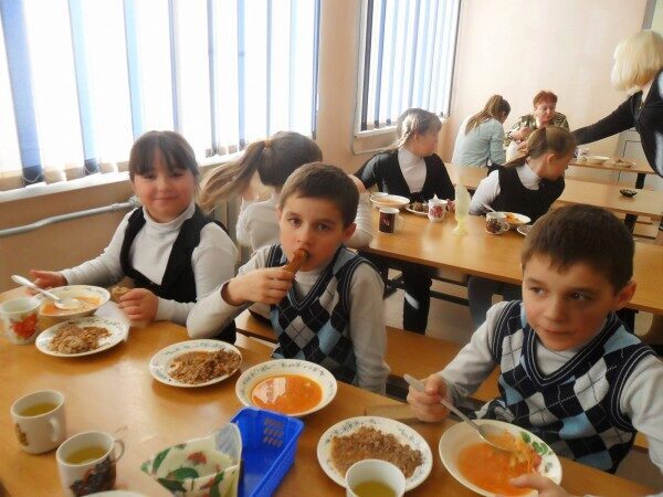 В Кировской области школьников кормили опасными крупами