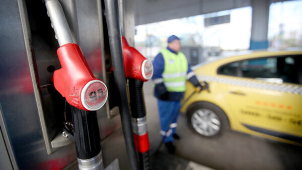 В России перестанут расти цены на бензин в 2017 году