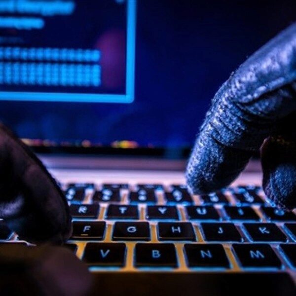 В Швеции «хакеры» террористов ИГИЛ* вмешались в радиоэфир