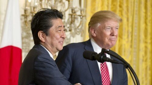 Япония заявила о готовности расширить санкции против КНДР