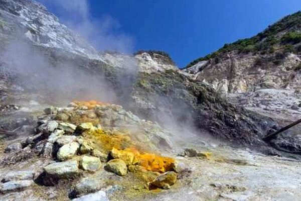 Йеллоустоун рвет на части: эксперты заподозрили неладное около опасного вулкана