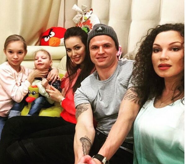 Дмитрий Тарасов оказал финансовую помощь родным Данко и еще 10 нуждающимся семьям