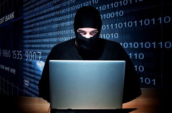 Экс-сотрудник ФСБ не подтвердил причастность хакера из РФ к взломам в США