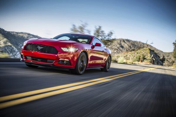 Ford отзывает 13 тыс. Mustang и Escape из-за проблем с безопасностью