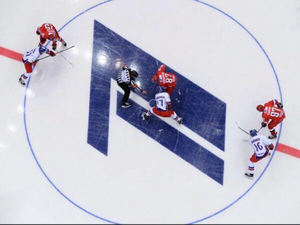 Хоккей, Россия - Канада: прогноз на матч 16 декабря 2017 - ставки и коэффициенты, в какое время и по какому каналу смотреть прямую трансляцию